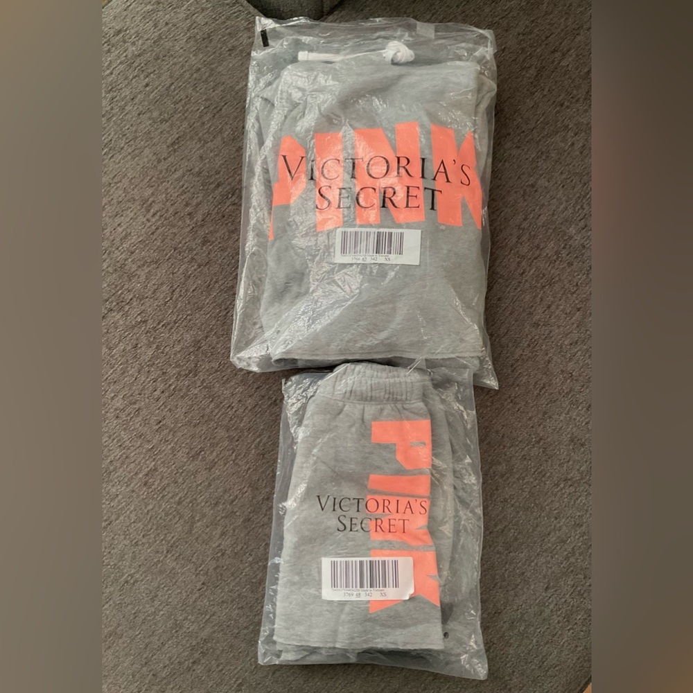 *NEW* Victoria's Secret Lounge Set